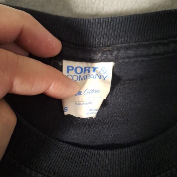 ROCK AND ROLL HALL OF FAME MUSEUM T-Shirt Size Small Vintage Short Sleeve Cotton - Picture 2 of 6